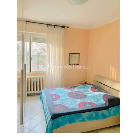 Double Room - Home Stay Milão Exterior foto